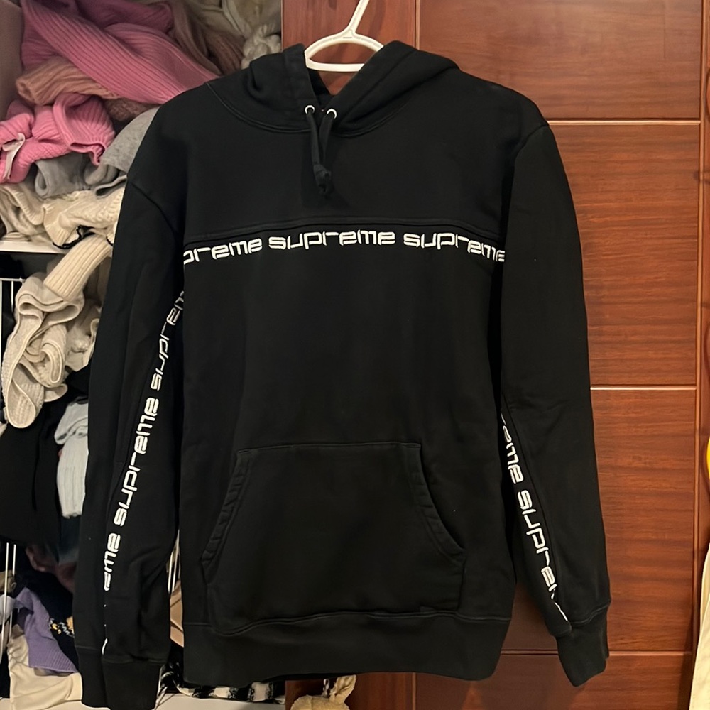 Supreme black hoodie